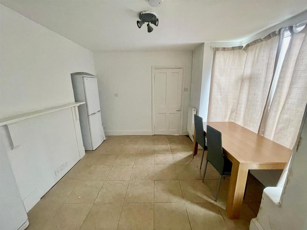 Dining Room 2.jpg
