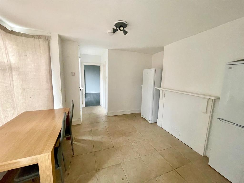 Dining Room.jpg