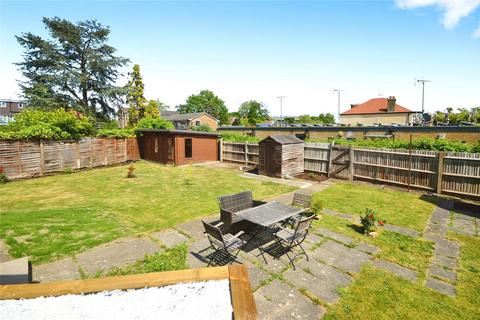 4 bedroom end of terrace house for sale, Hall Farm Drive, Whitton, Twickenham TW2