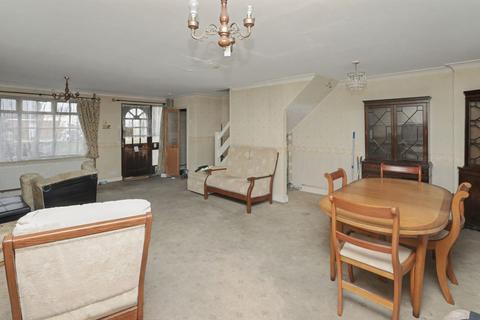 3 bedroom end of terrace house for sale, 13 Tom Mann Close, Barking, Essex, IG11 7YF
