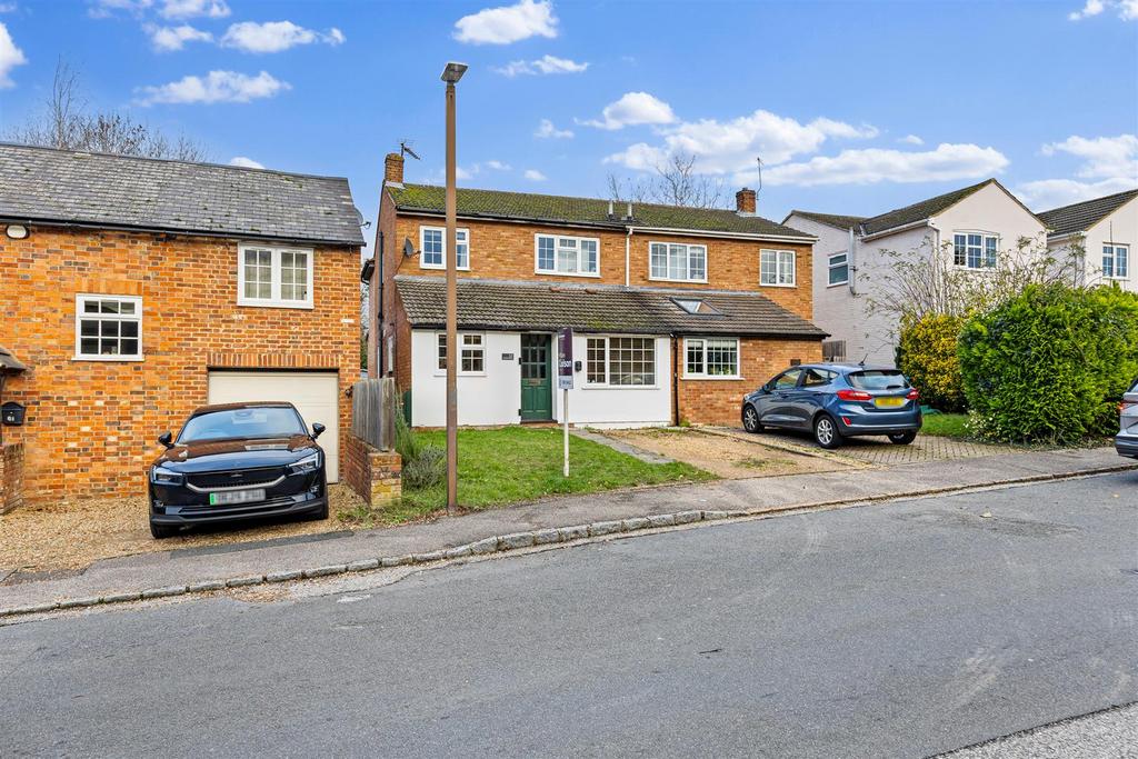 53 London Rd Web02.jpg