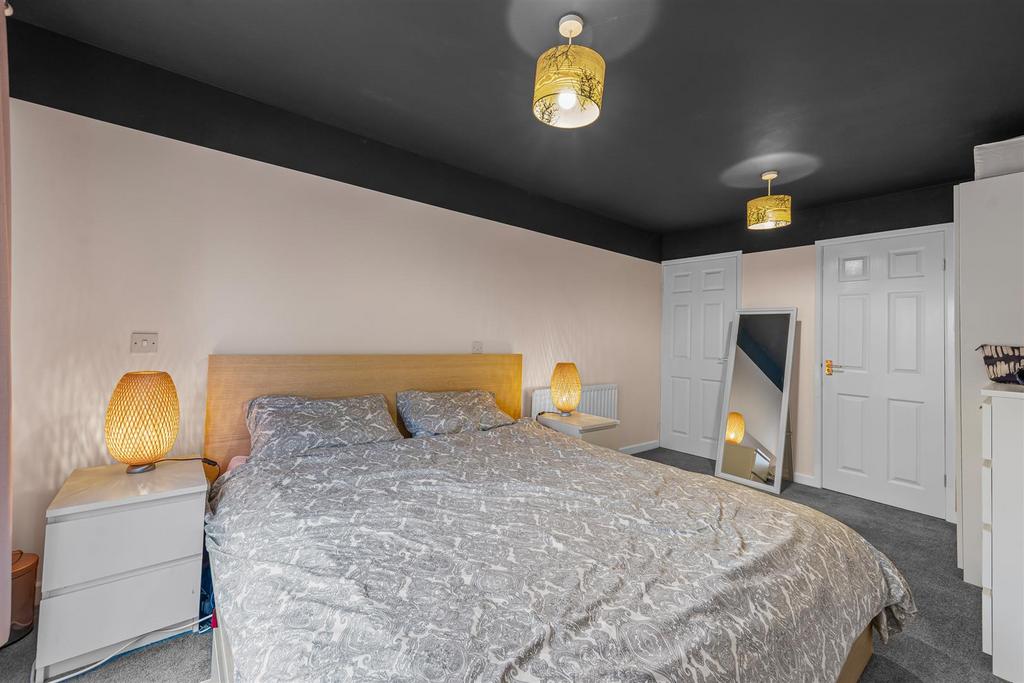 53 London Rd Web27.jpg