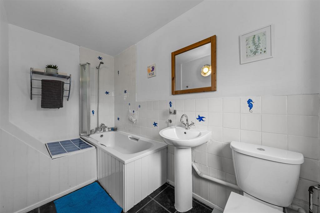 53 London Rd Web31.jpg