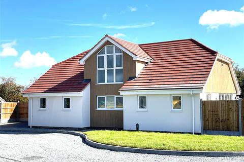 3 bedroom detached house for sale, Apple Tree Yard, Fullers End, Elsenham, Bishop's Stortford, CM22