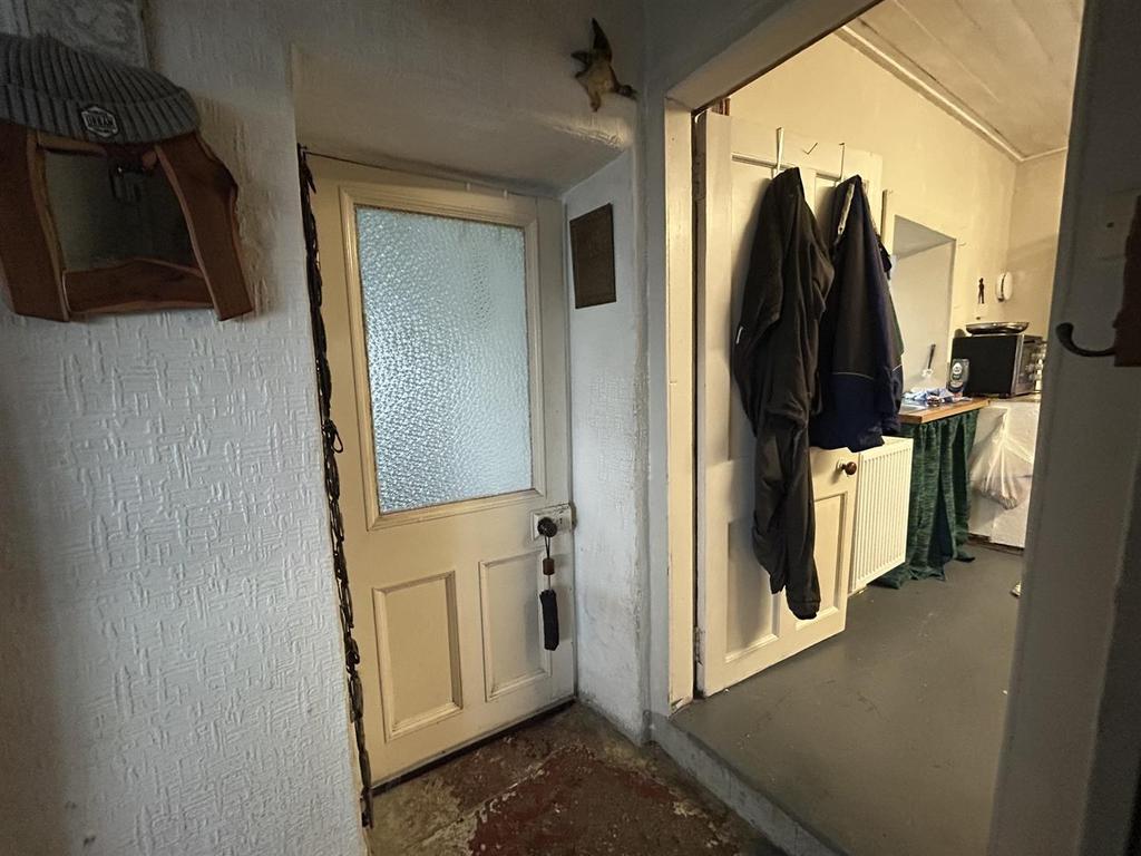 Hall to Kitchen