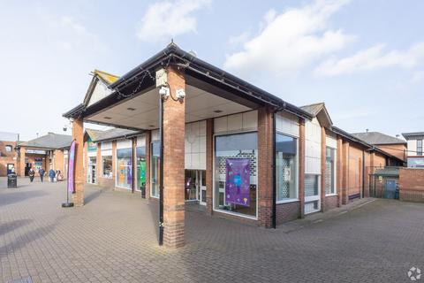 Retail property (high street) to rent, Market Pl Wisbech PE13 1AR