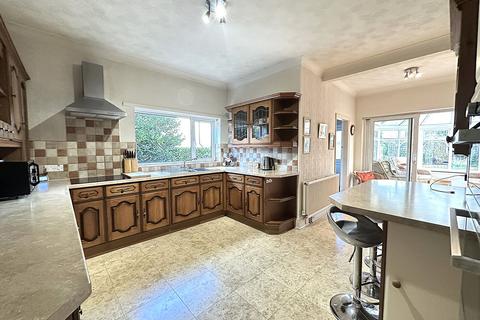 undefined, Stepney Drive, Scarborough, YO12