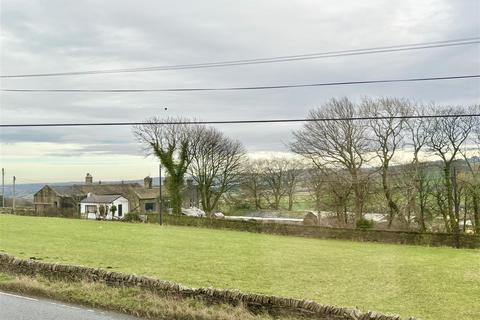 1 bedroom end of terrace house for sale, Well Heads, Bradford BD13