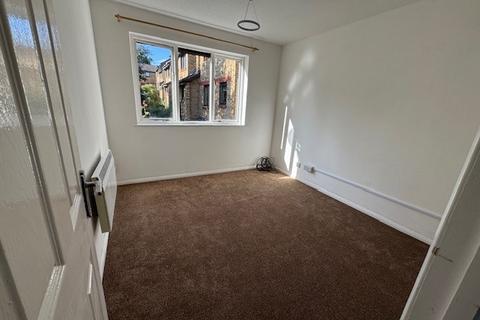 3 bedroom apartment to rent, Bakers Hill, Clapton, E5