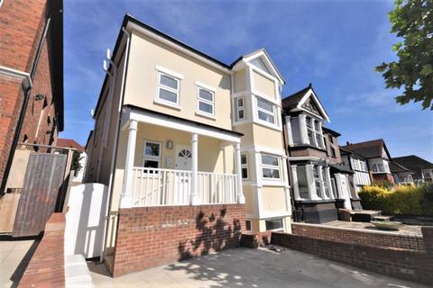undefined, Vivian Avenue, London NW4