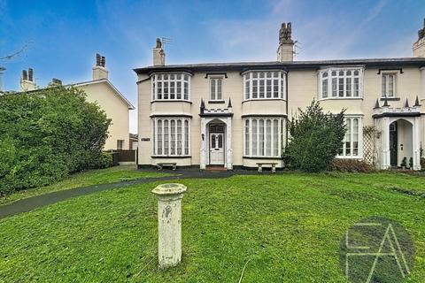 Manchester Road, Southport PR9