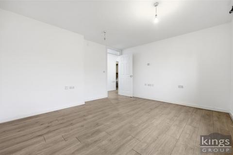 2 bedroom flat for sale, Falmouth Way, London