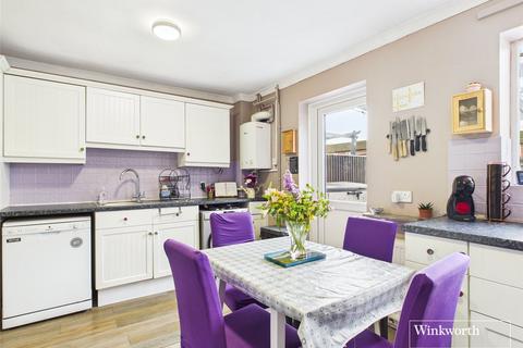 undefined, Derwent Road, Thatcham, Berkshire, RG19