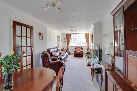 3 bedroom semi-detached house for sale, Gray Street, Mosborough, Sheffield, S20