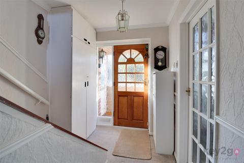 3 bedroom semi-detached house for sale, Gray Street, Mosborough, Sheffield, S20