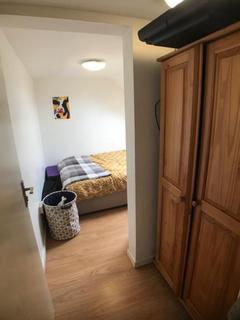 2 bedroom flat to rent, Brook Road, Manchester M14