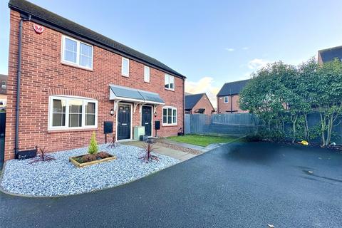 3 bedroom semi-detached house to rent, Kimbolton Way, Boulton Moor, DE24