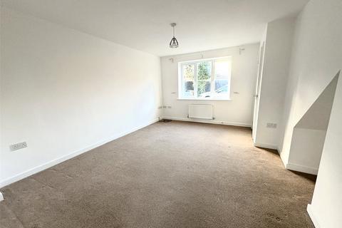 3 bedroom semi-detached house to rent, Kimbolton Way, Boulton Moor, DE24