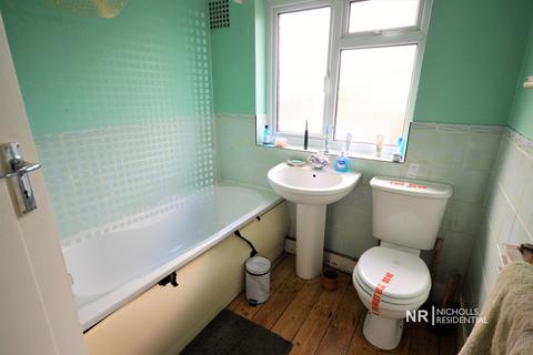 3 bedroom terraced house for sale, West Ewell KT19