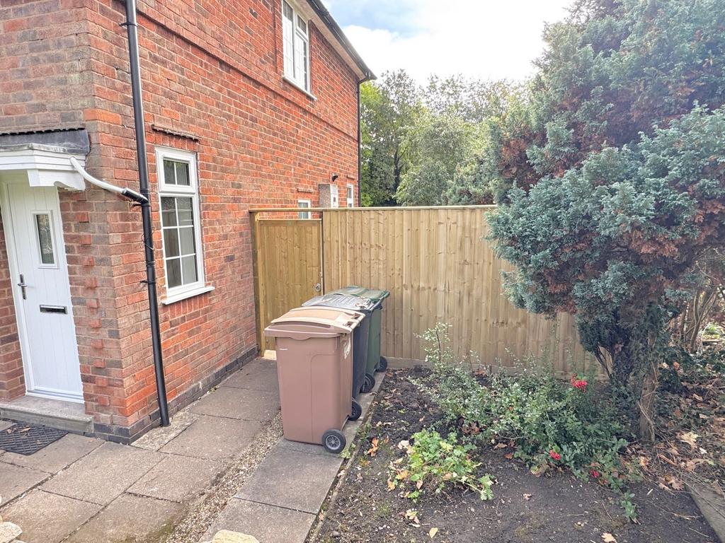 New side gate and fencing