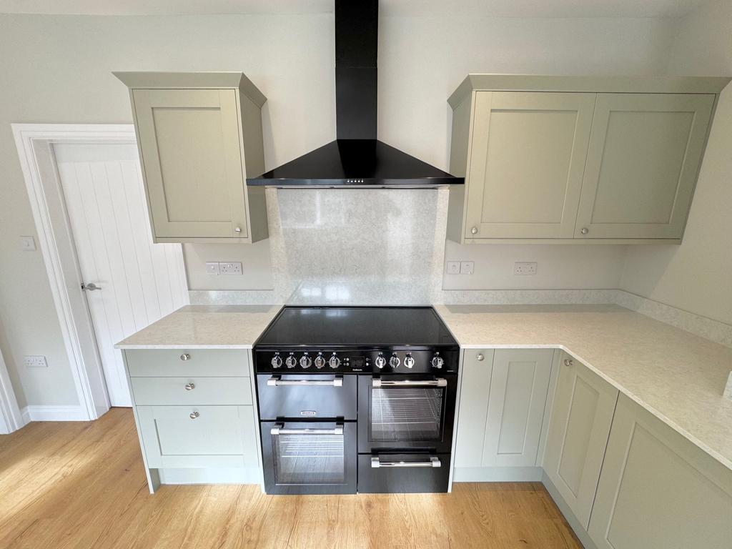 Electric range oven