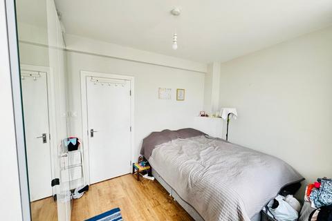 2 bedroom flat for sale, Kingsbury Road, Kingsbury, NW9