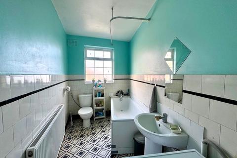 2 bedroom flat for sale, Kingsbury Road, Kingsbury, NW9