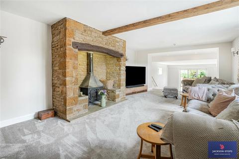 6 bedroom barn conversion to rent, Spectacle Lane, Moulton, Northampton, Northamptonshire, NN3
