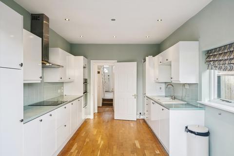 undefined, Bronsart Road, London, SW6