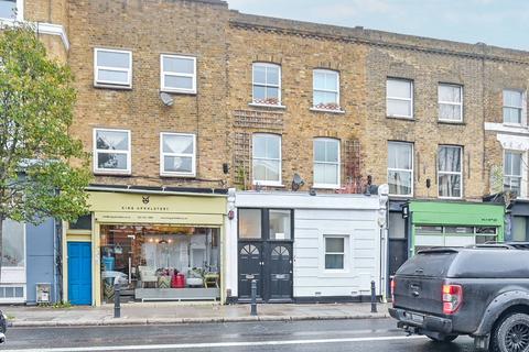 2 bedroom maisonette for sale, Balls Pond Road, Islington, London, N1