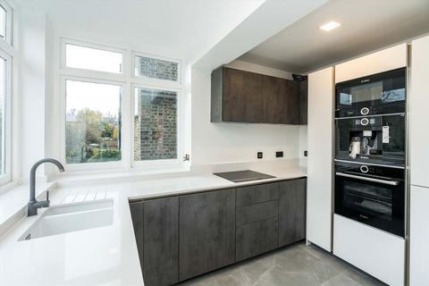 4 bedroom maisonette to rent, Mortimer Road, London N1