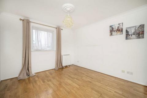 2 bedroom flat for sale, Jardine Road, London E1W
