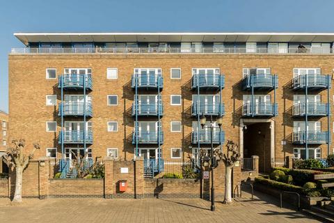 2 bedroom flat for sale, Jardine Road, London E1W