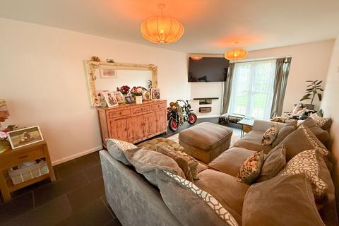 undefined, Larkin Close, Newton Abbot TQ13