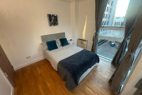 undefined, Lanark Square, London E14