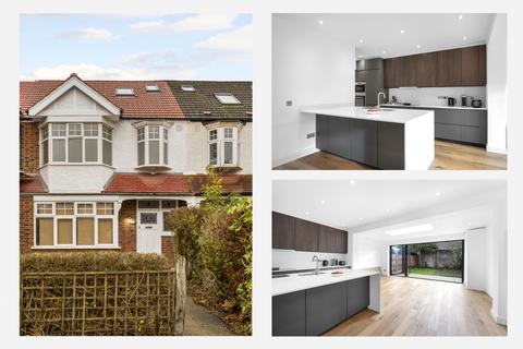 Elm Close, Raynes Park SW20