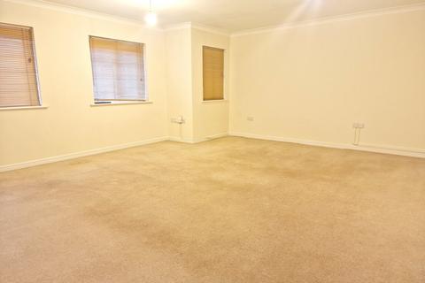 2 bedroom flat to rent, Cole Green Lane, WELWYN GARDEN CITY, AL7