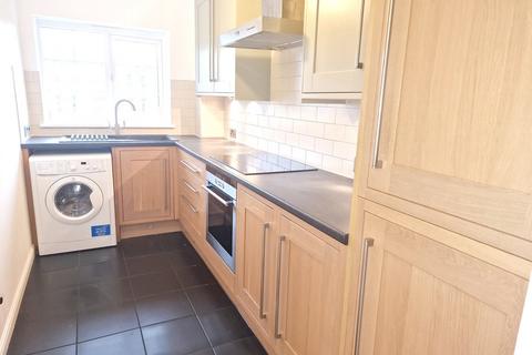 2 bedroom flat to rent, Cole Green Lane, WELWYN GARDEN CITY, AL7