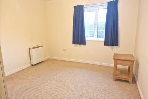 2 bedroom flat to rent, Cole Green Lane, WELWYN GARDEN CITY, AL7