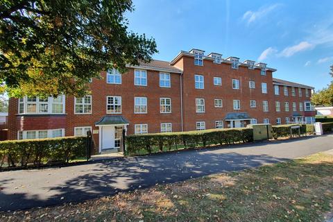 2 bedroom flat to rent, Cole Green Lane, WELWYN GARDEN CITY, AL7