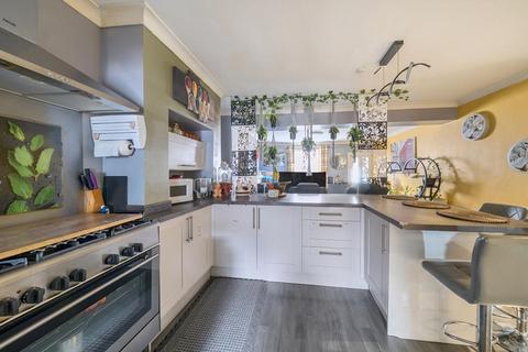 undefined, Newbury,  Berkshire,  RG14