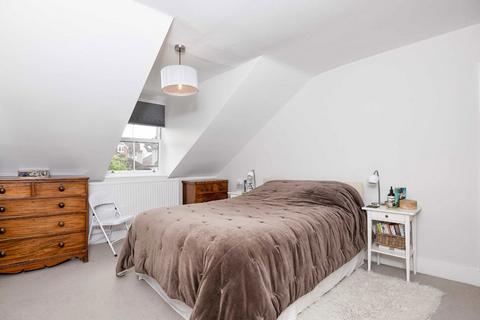 undefined, Lancaster Park, Richmond TW10