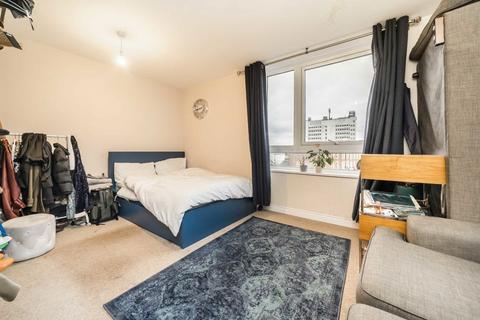 undefined, Greenlaw Court, London W5