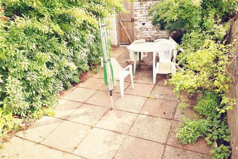 5 bedroom house to rent, Tewkesbury Place, Cathays,