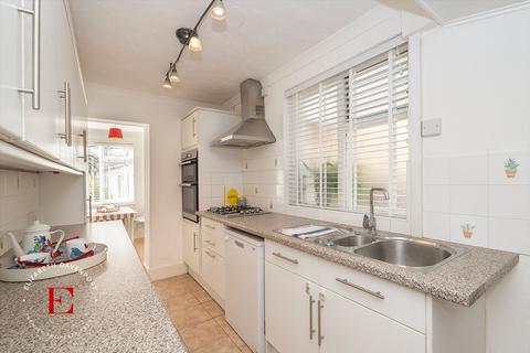 undefined, Moorlands Avenue, Kenilworth, CV8