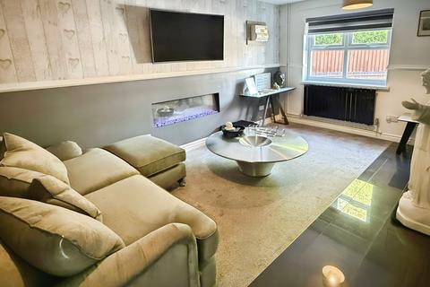 2 bedroom semi-detached house for sale, Bryony Road, Hamilton, LE5