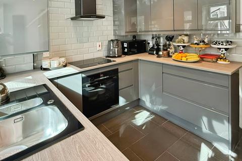 2 bedroom semi-detached house for sale, Bryony Road, Hamilton, LE5