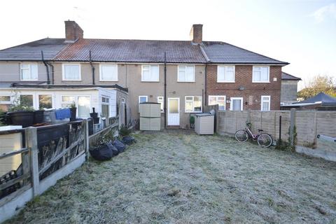 3 bedroom terraced house for sale, Becontree Avenue, Dagenham