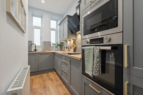 undefined, Camphill Avenue, Shawlands, G41 3DU