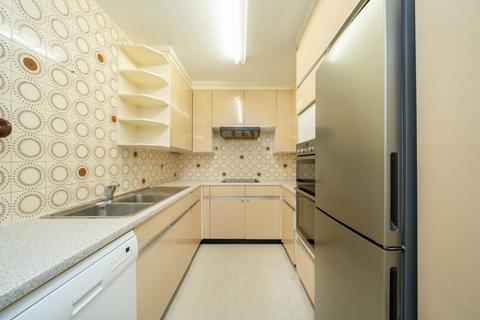 2 bedroom flat for sale, Abbey Road, London NW8